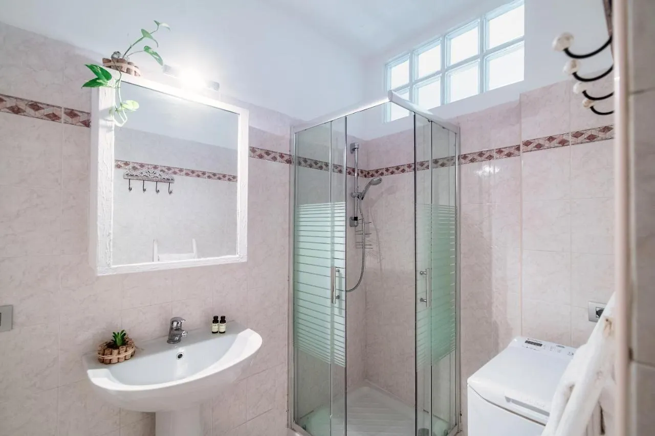Apartamento Il Nido Tra Le Mura - By Myhomeincomo